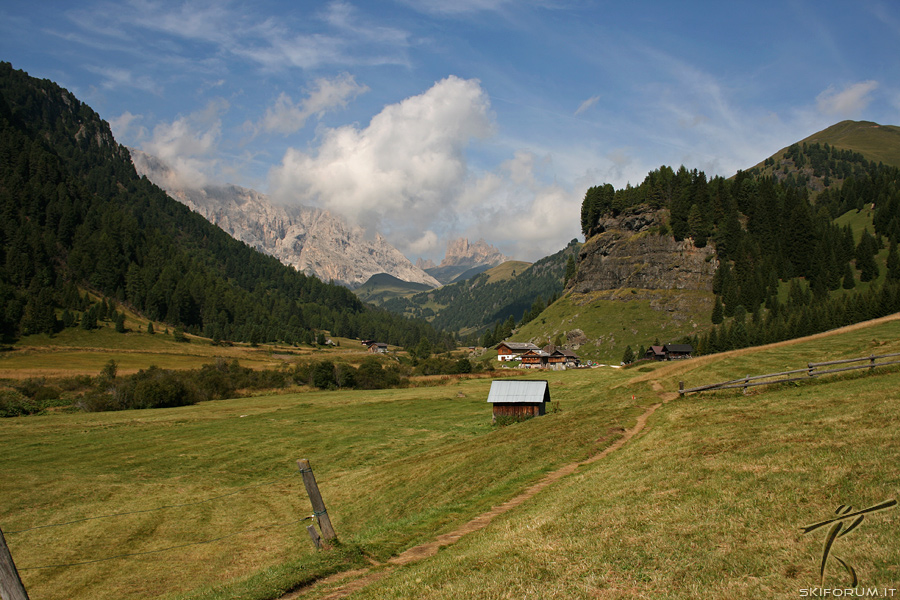 pedalando in val di fassa