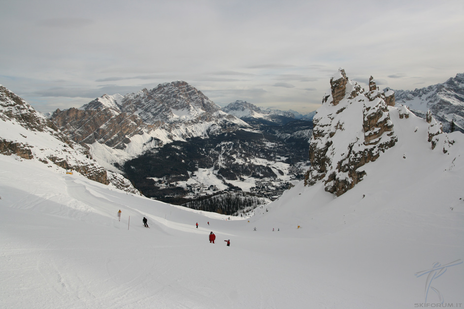 1576-sciare-cortina-dolomiti.jpg