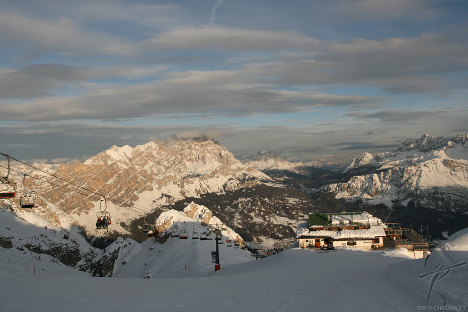 1589-tramonto-dolomiti.jpg