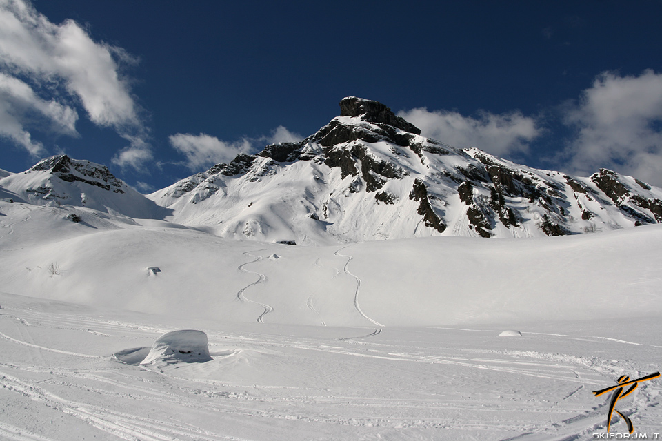 1743-neve-cielo-fuoripista.jpg