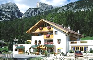 Garn� Ciasa Montanara