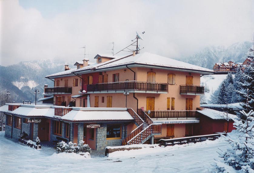 foto albergo montecampione