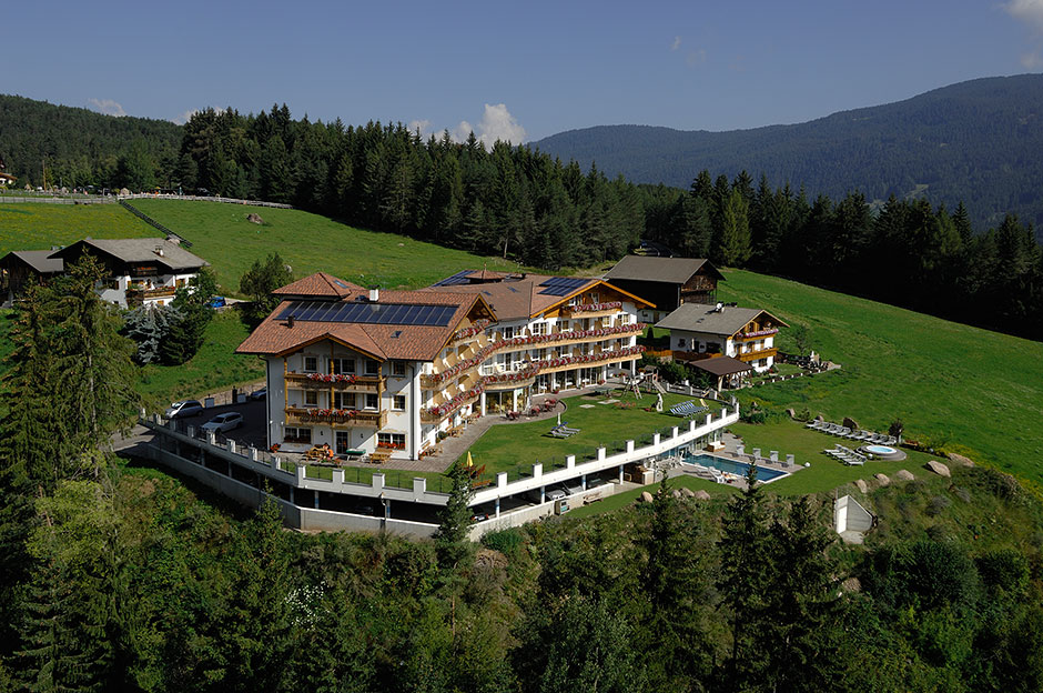 foto hotel scherlin ortisei gardena