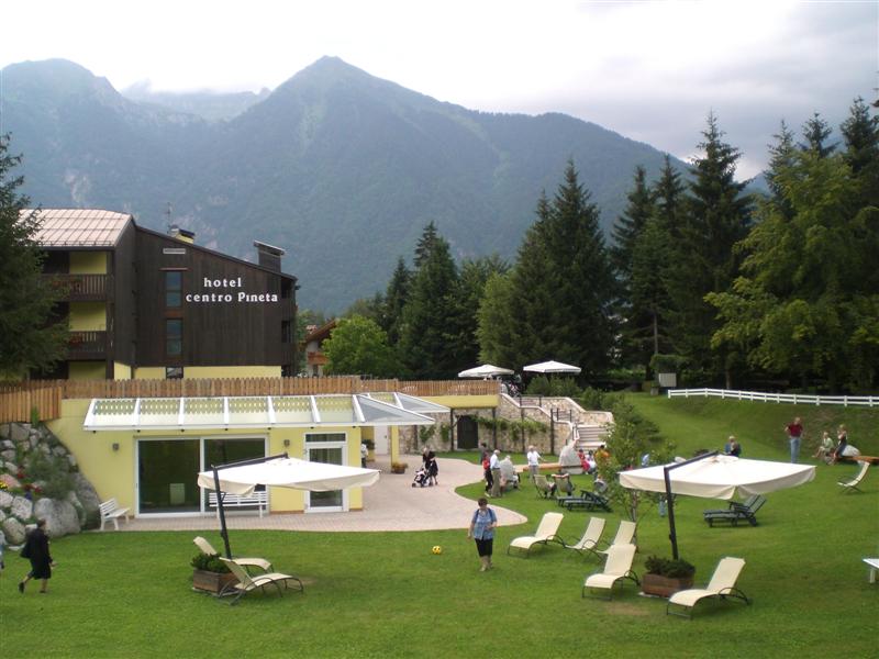 foto parco hotel pineta pinzolo