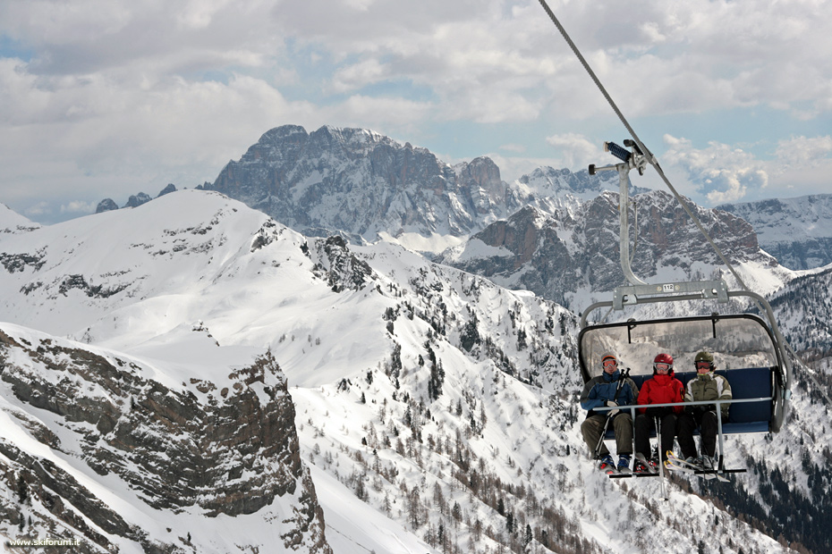 turisti al Passo Padon