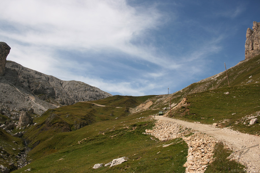 2883-nei-pressi-rifugio-alpe-tires.jpg