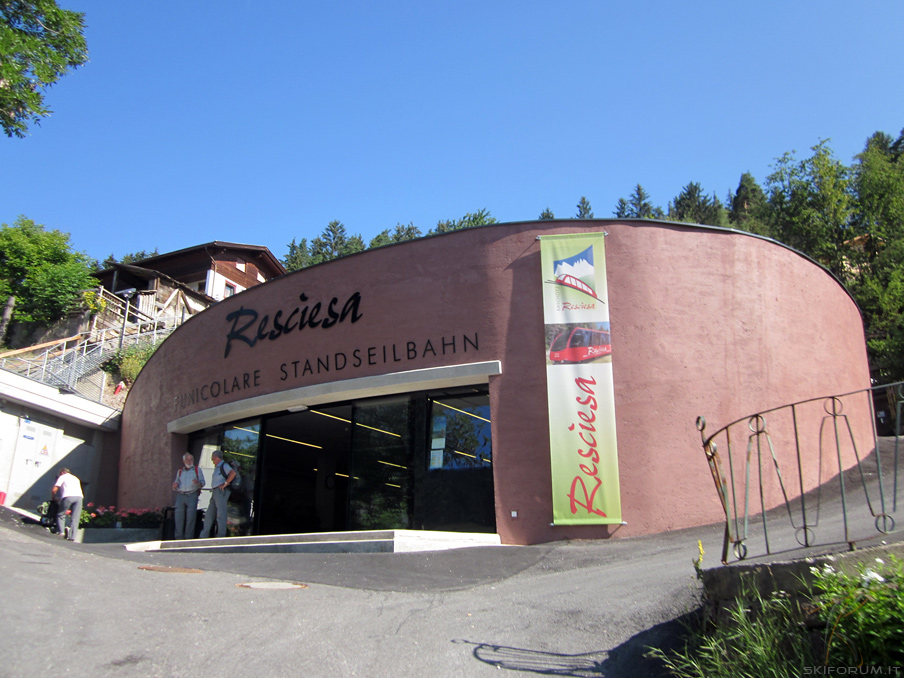 3227-funicolare-resciesa.jpg