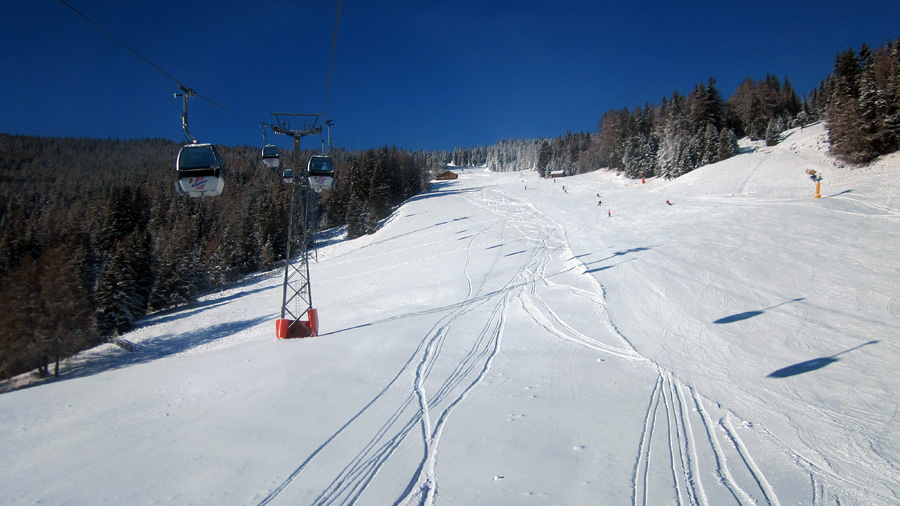 3450-piste-cabinovia-alpen.jpg