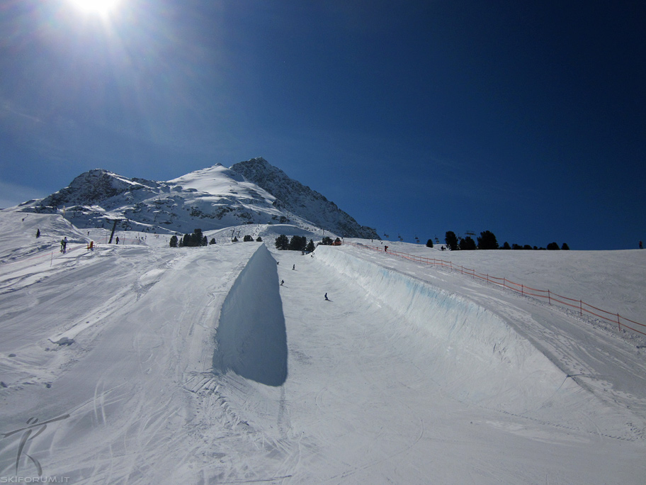 3786-snowpark-kuhtai.jpg