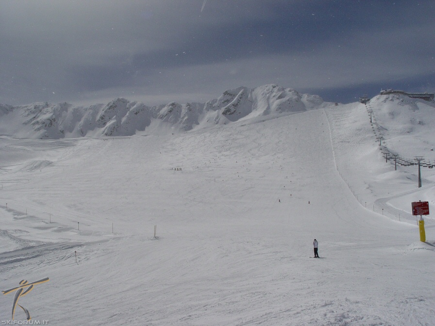 piste sul ghiacciaio