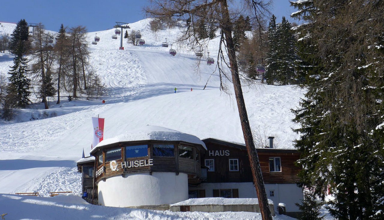 5753-rifugio-pfeifer-huisele.jpg