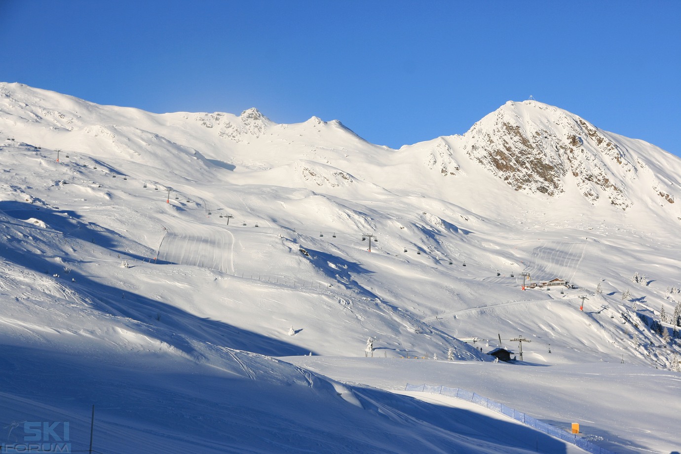 6774-racines-mattino-piste.jpg