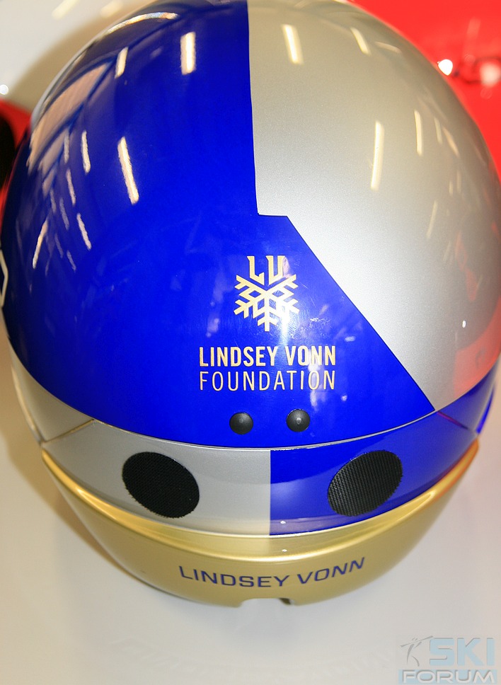 7525-casco-lindsey-vonn-redbull.jpg
