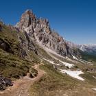 Croda da Lago e mountain bike foto croda da lago