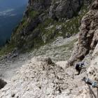 Vie ferrate foto escursionista