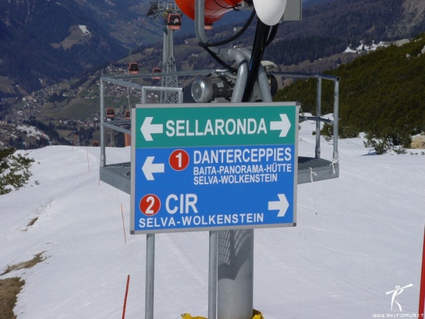 foto cartello piste sci val Gardena