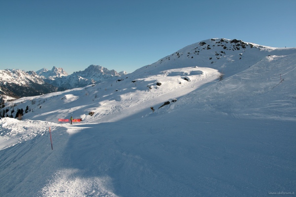 immagine piste da sci