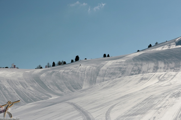 pista saslong perfettamente tirata