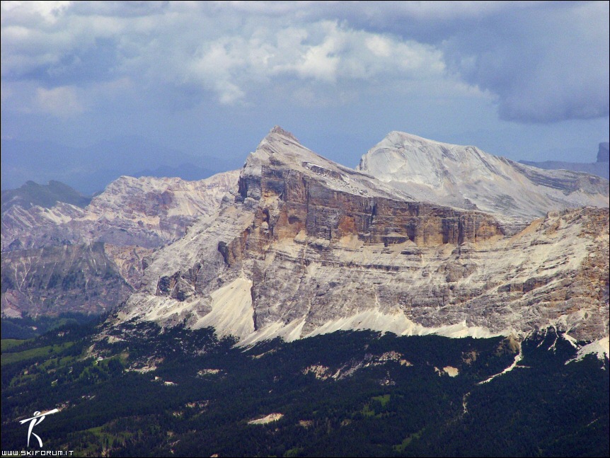 immagine sasso croce