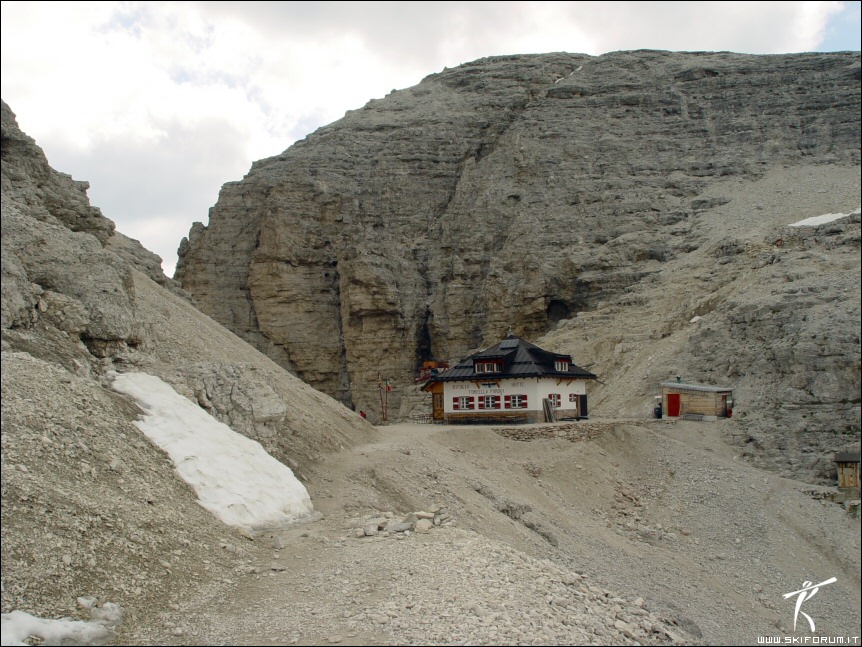 10267-rifugio-forcella-pordoi.jpg