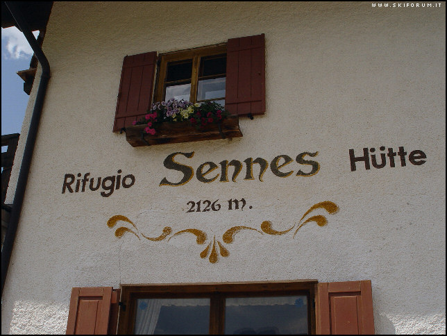 1031-rifugio-sennes-01.jpg