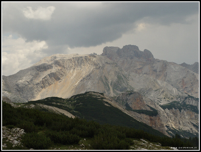 1033-rifugio-sennes-03.jpg