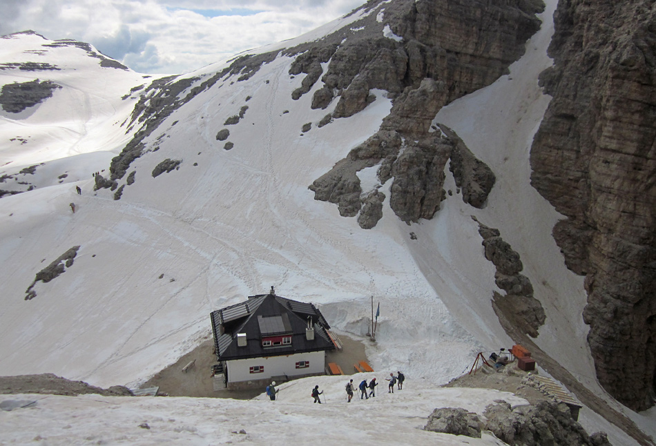 103777-rifugio-forcella-pordoi.jpg