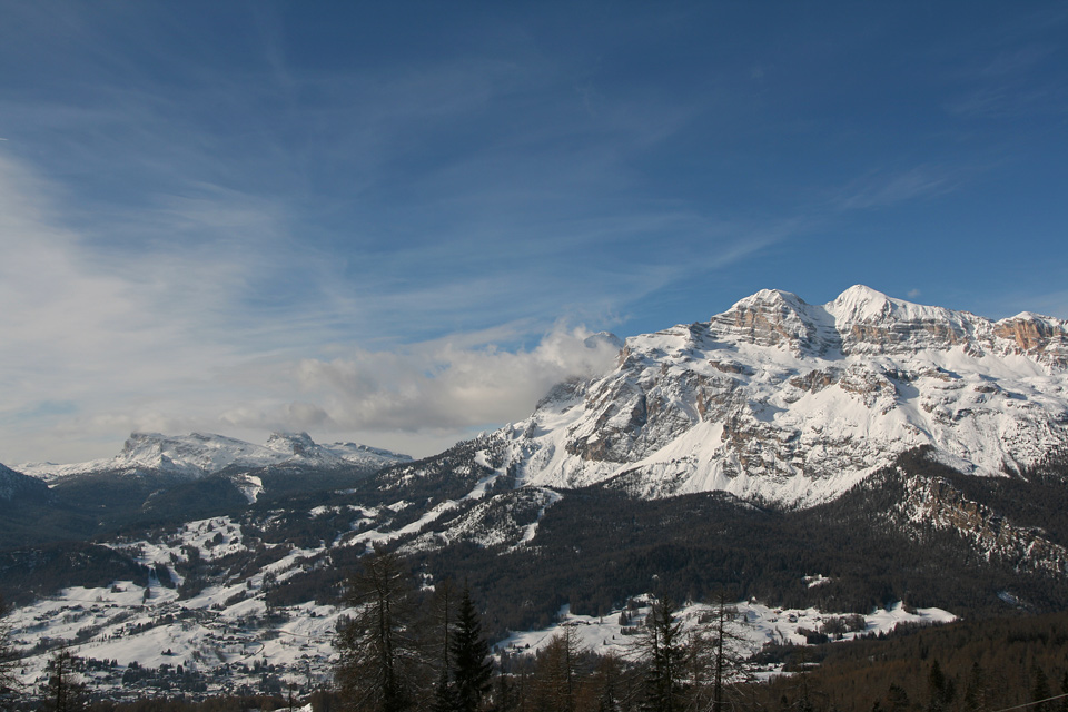 105685-panorama-su-tofane.jpg