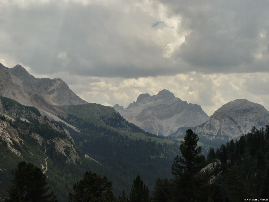 10947-foto-dolomiti.jpg