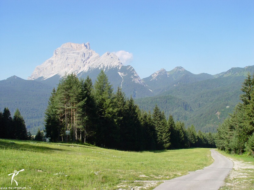 11159-dolomiti-pelmo.jpg