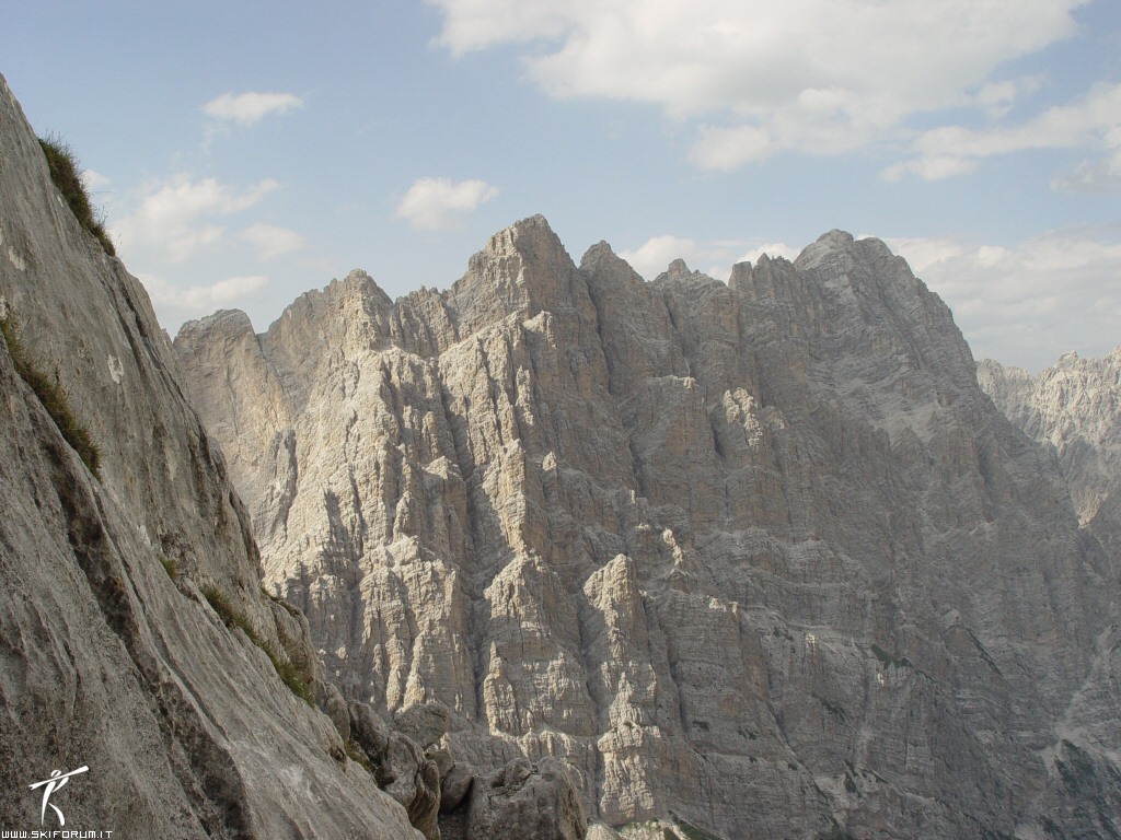 11223-cima-scotter-dolomiti.jpg