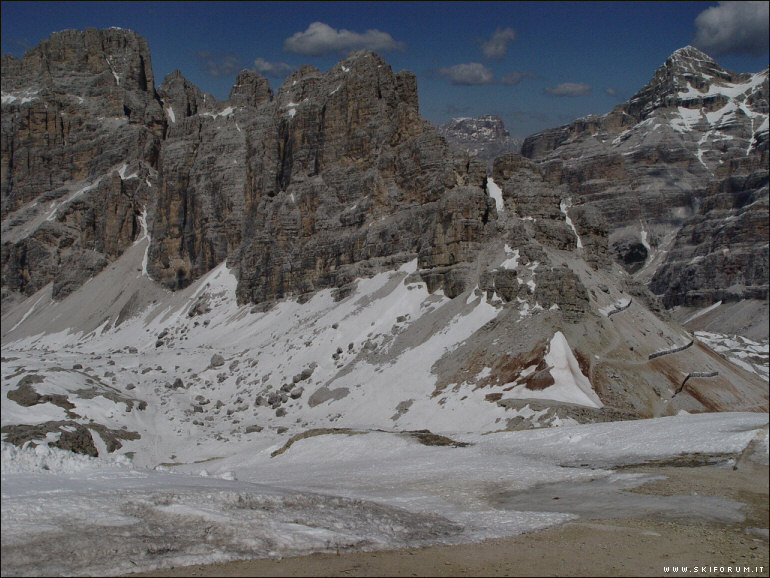 1150-dolomiti-giugno-03.jpg