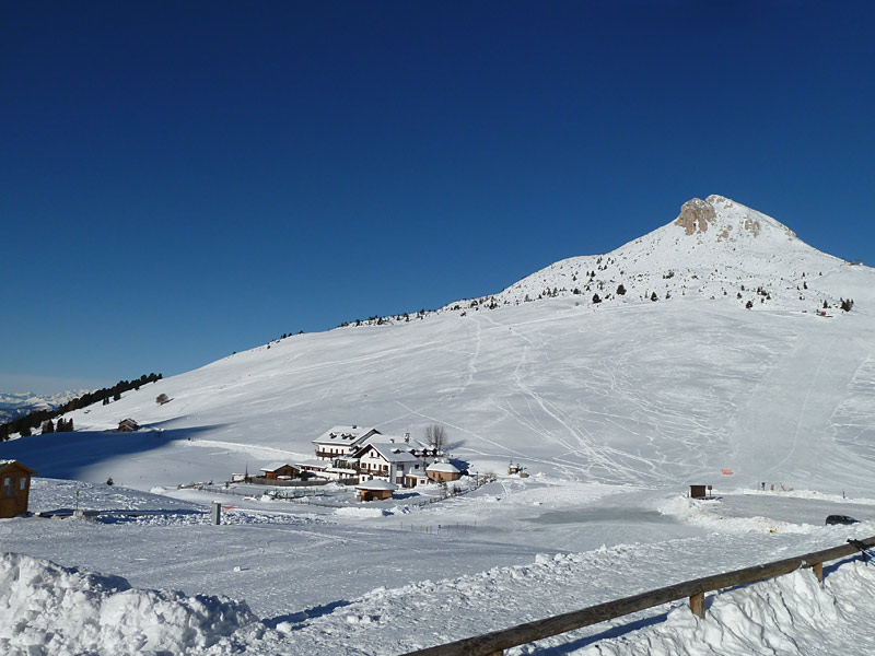 115765-d-0142-jochgrimm-weisshorn-pisten-winter.jpg