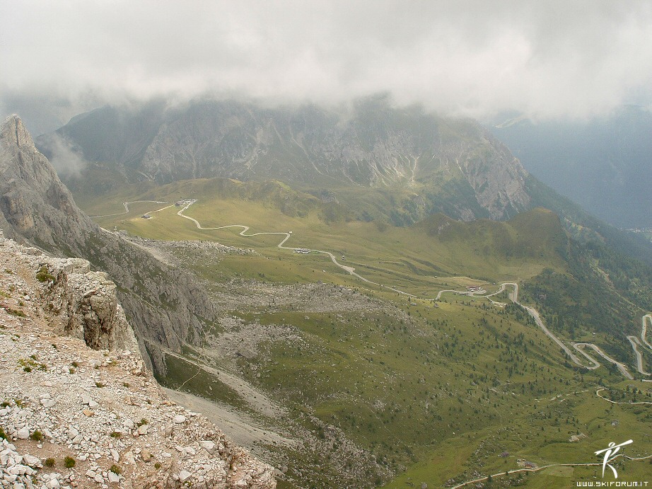 11929-passo-giau-dolomiti.jpg
