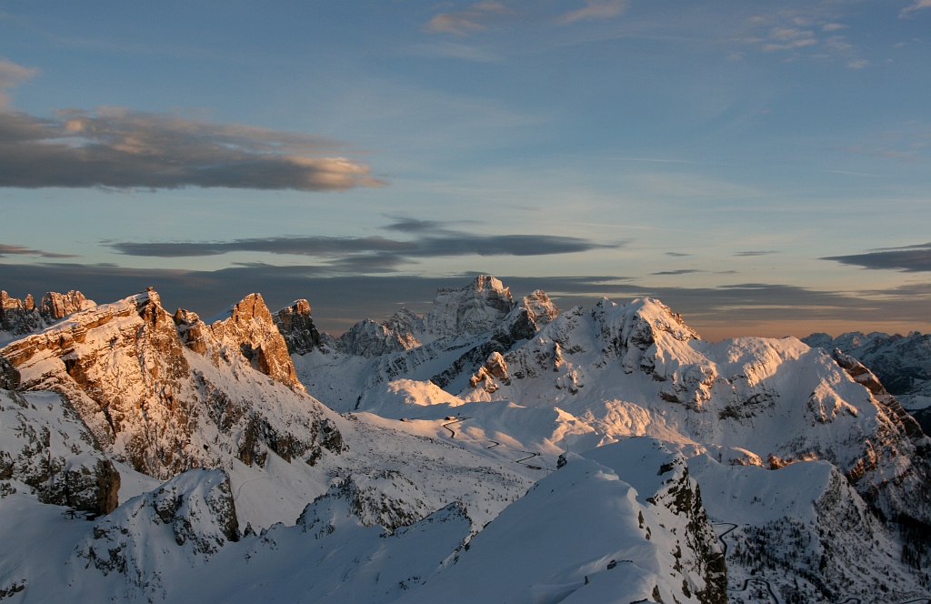 133826-tramonto-passo-giau.jpg