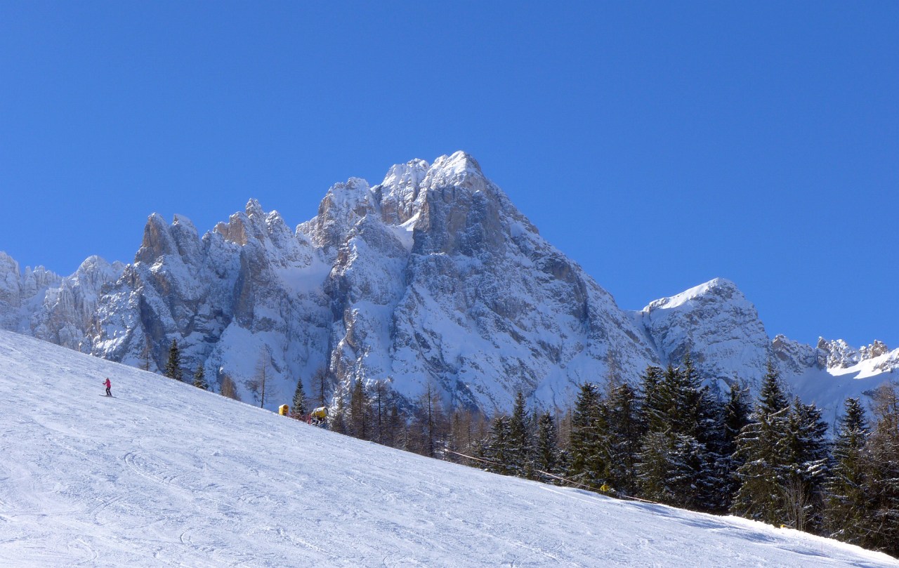 141328-panorama-e-piste.jpg