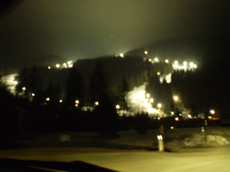 19641-zoldo-alto-di-notte-1.jpg