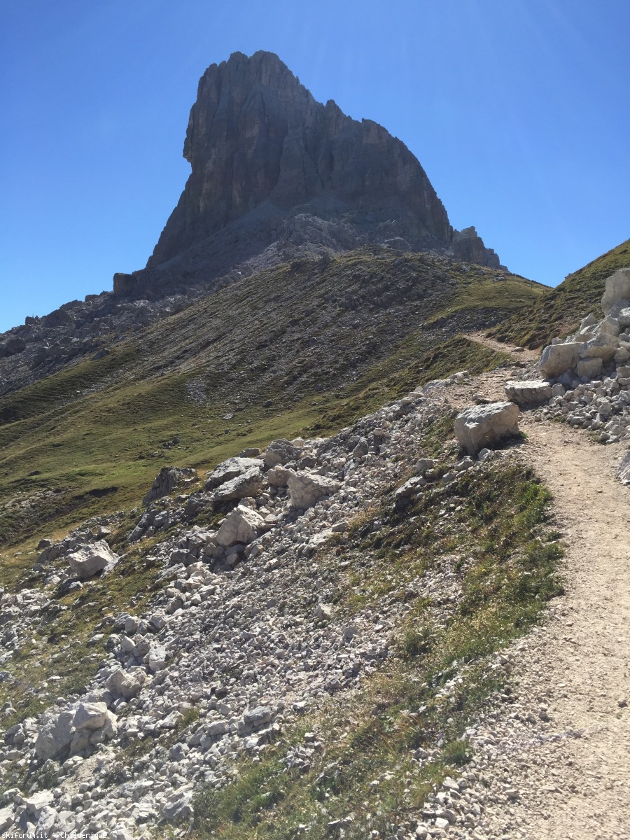 203432-montibecodemezodi2603m07salendodalpalmieri20150830.jpg