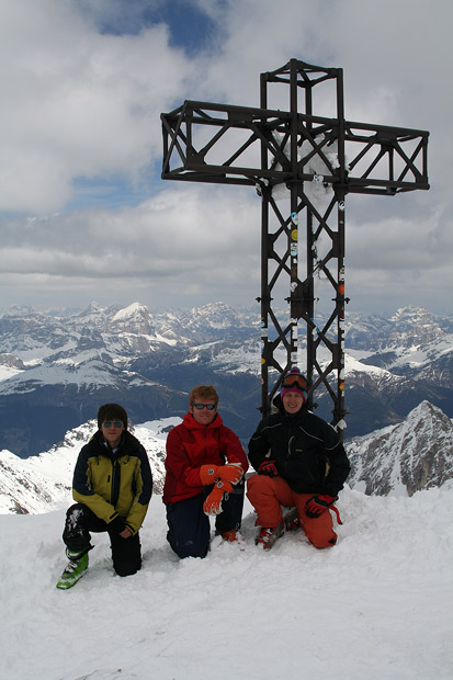 23931-group.jpg