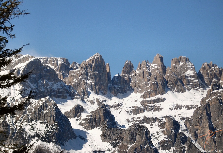 24950-dolomiti-brenta-foto.jpg
