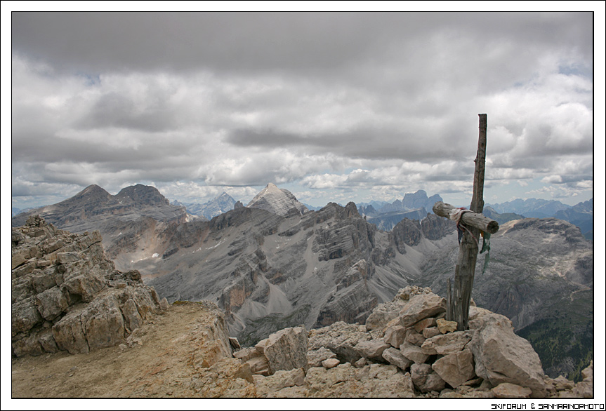 25438-dolomiti-lagazuoi-foto.jpg