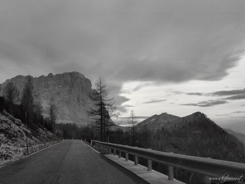 2612-sassolungo-strada.jpg