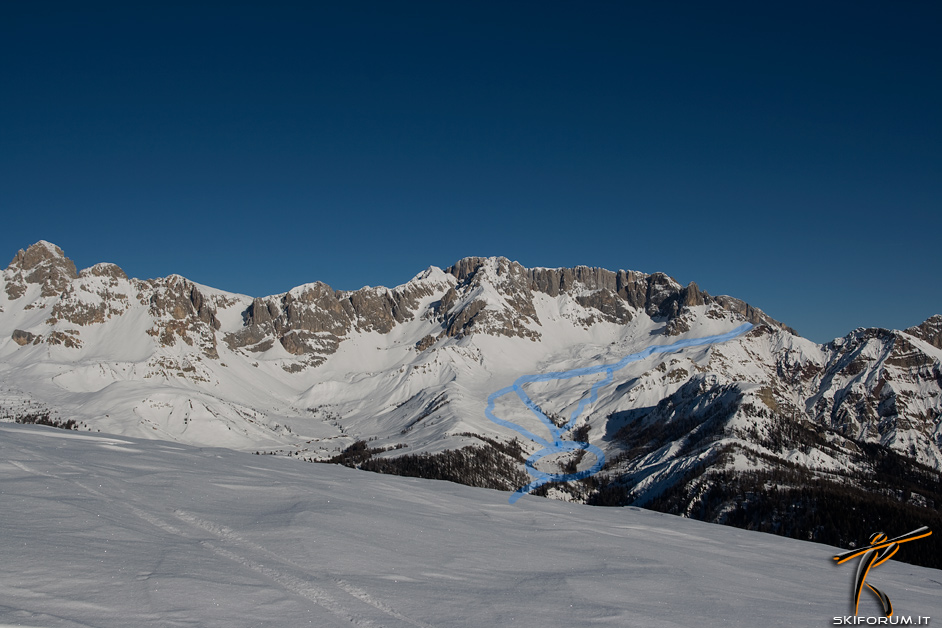 34448-forca-rossa-fuciade.jpg