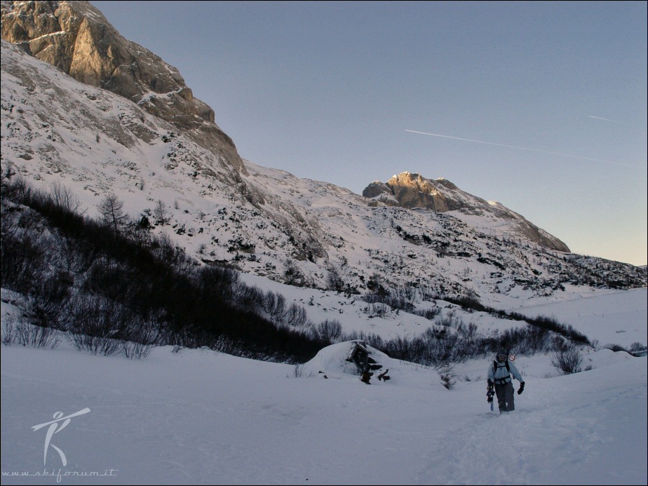 3742-23-rientro-pista-marmolada.jpg