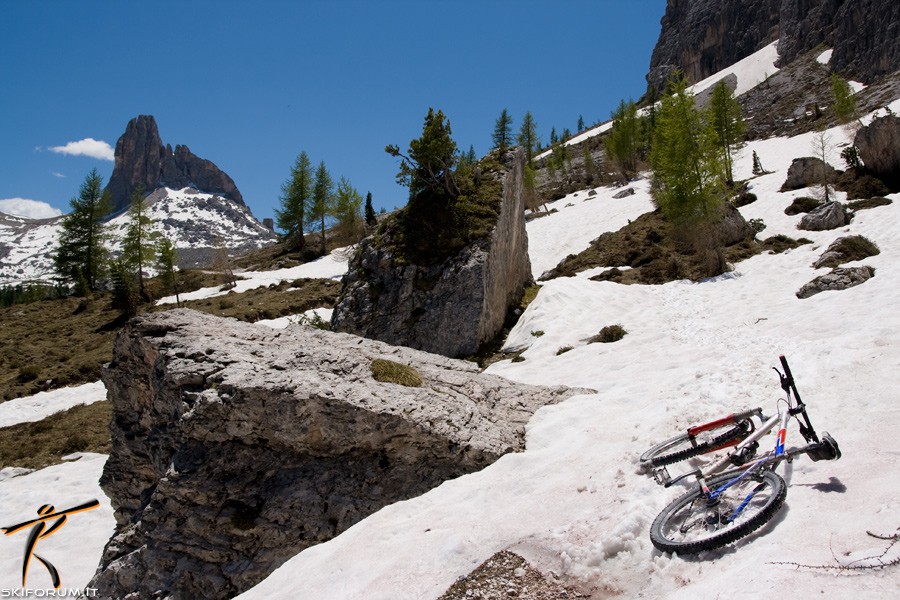 41956-mtb-neve-cortina.jpg