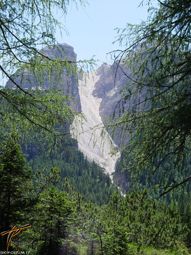 42693-vallone-visto-ponte-outo.jpg