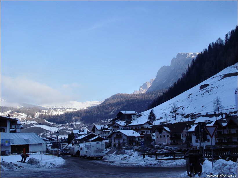 5391-paese-dolomiti.jpg