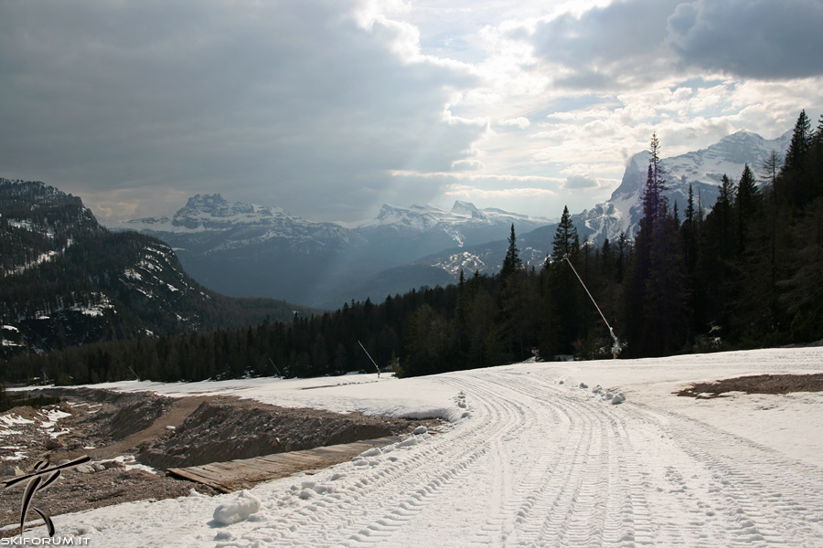 54060-salendo-pista-riogere.jpg