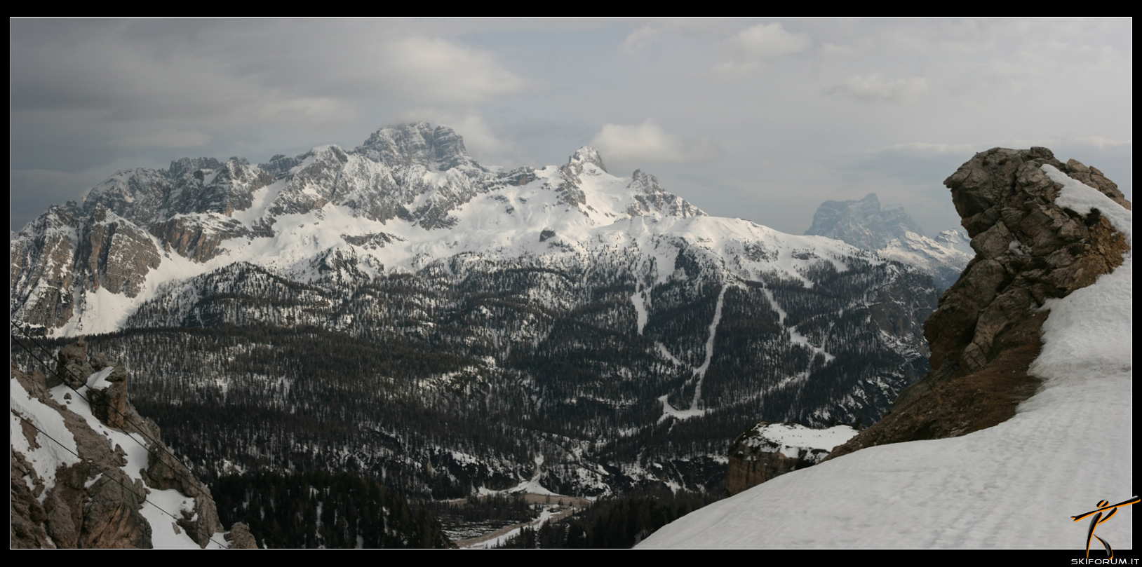 54077-pano-tondi-faloria.jpg