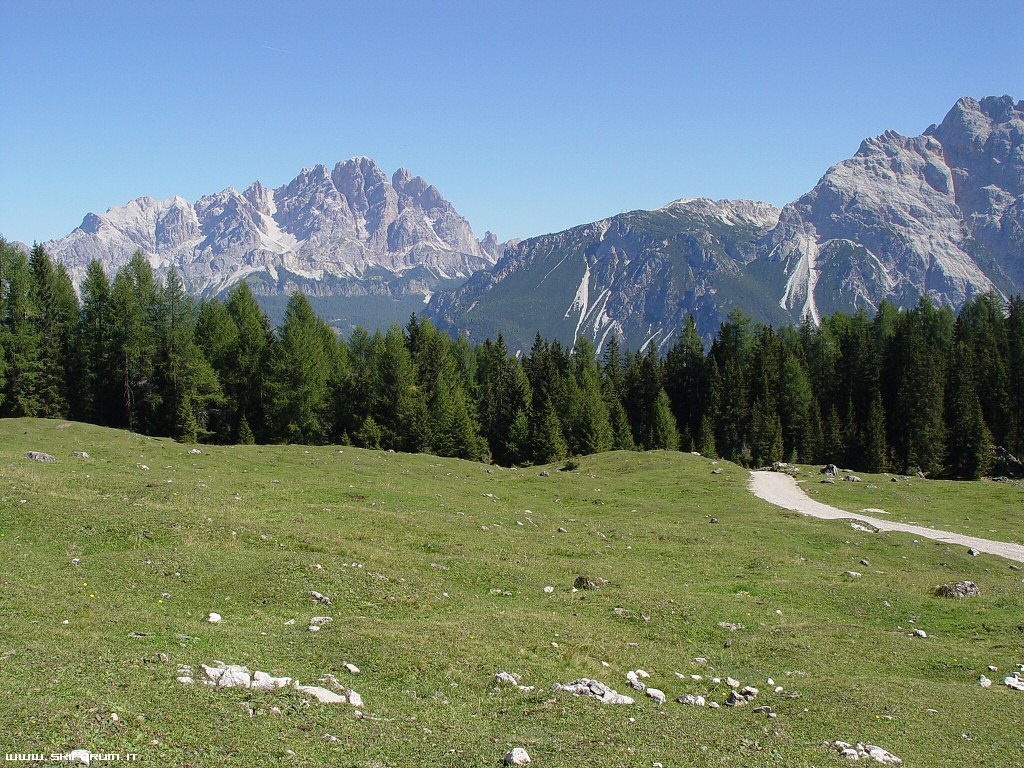 5571-cristallo-cortina.jpg